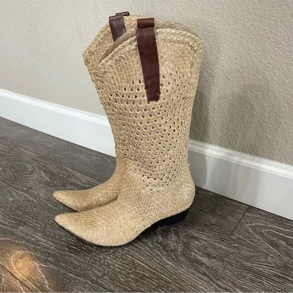 Gianni Barbato Beige Leather Braided Western Boots - Picture 2 of 12